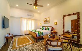 Treebo Trend Hinduja Luxury Camp & Resort